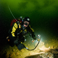 Ice diving at White Sea